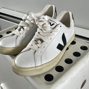 Veja sneakers